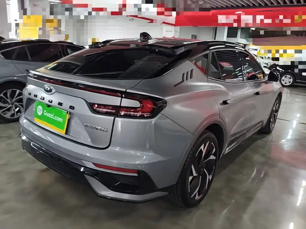 Ford Mondeo — миниатюра 7