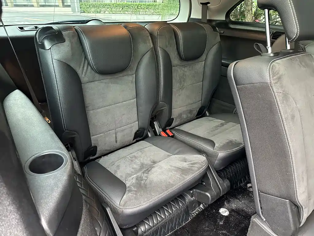 Mercedes-Benz R-Class — миниатюра 19