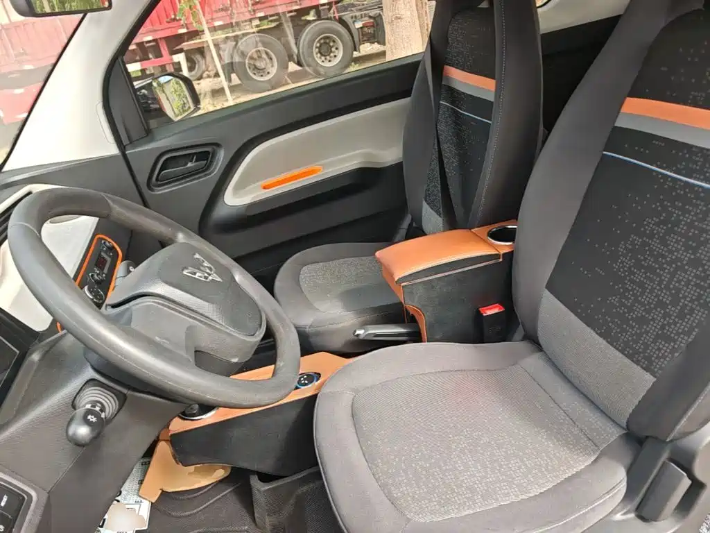 Wuling MINIEV — миниатюра 15