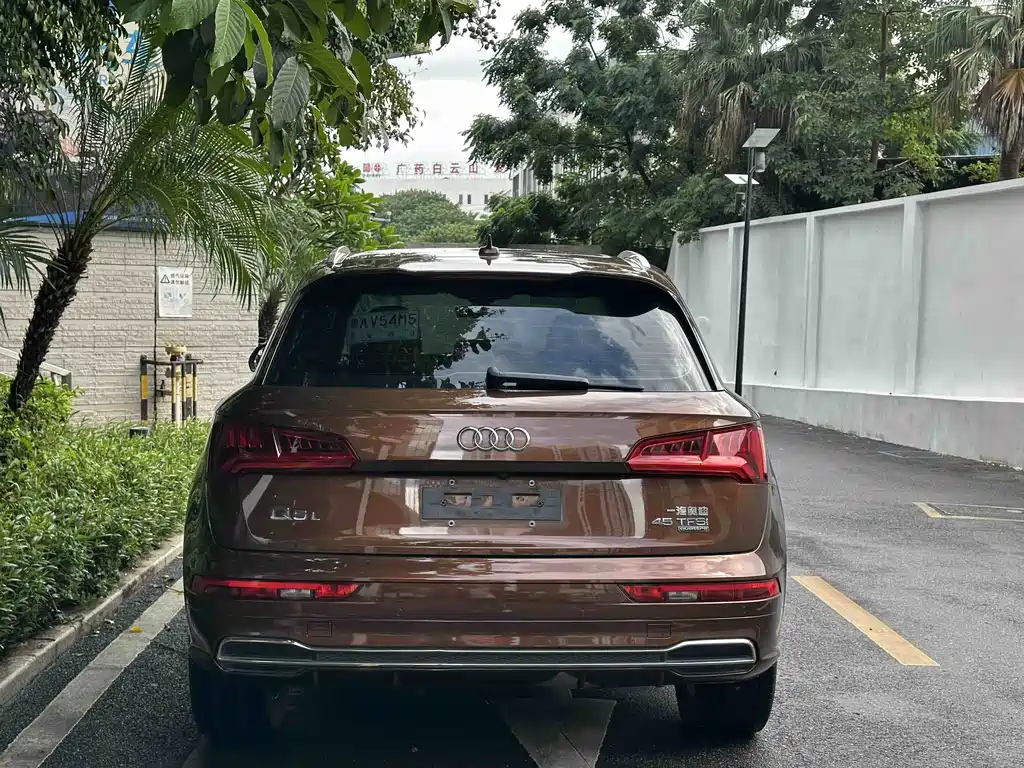 Audi Q5L — миниатюра 7