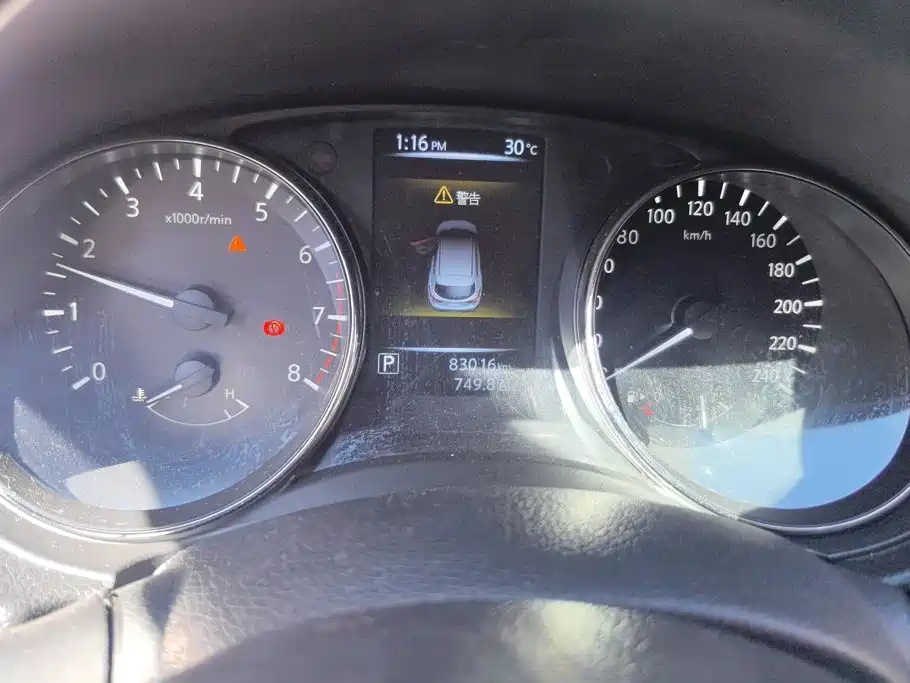 Nissan Qashqai — миниатюра 14