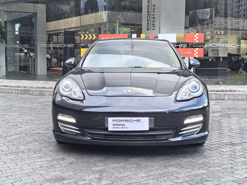 Porsche Panamera 2010 Panamera 4 3.6L