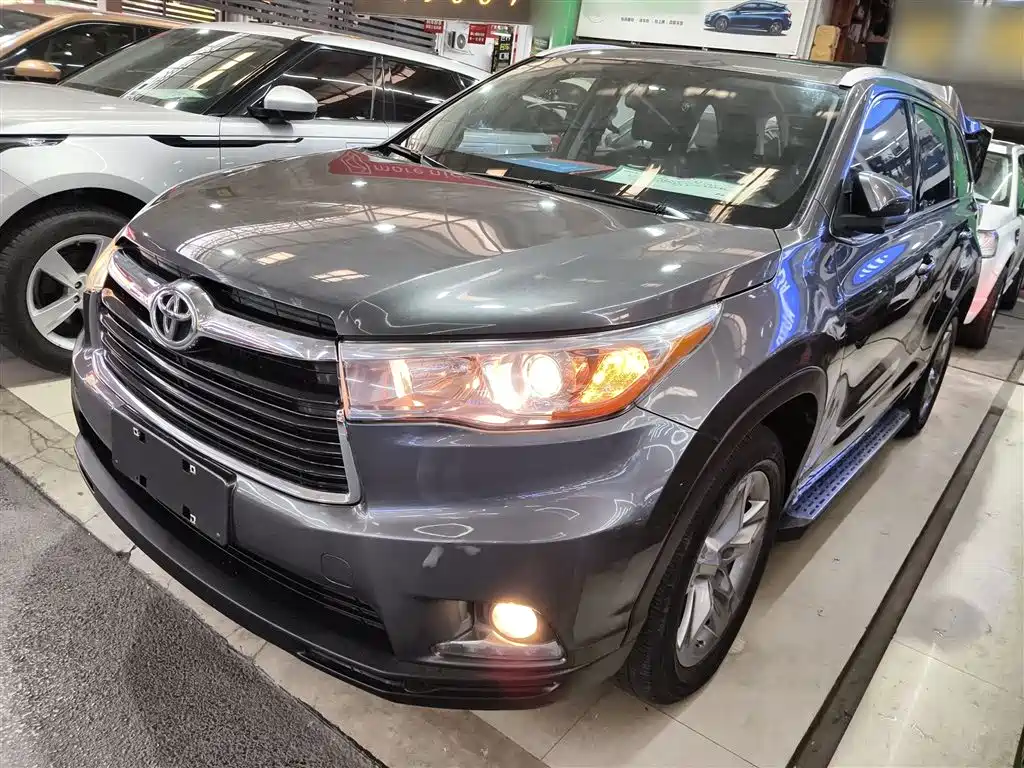 Toyota Highlander 2015