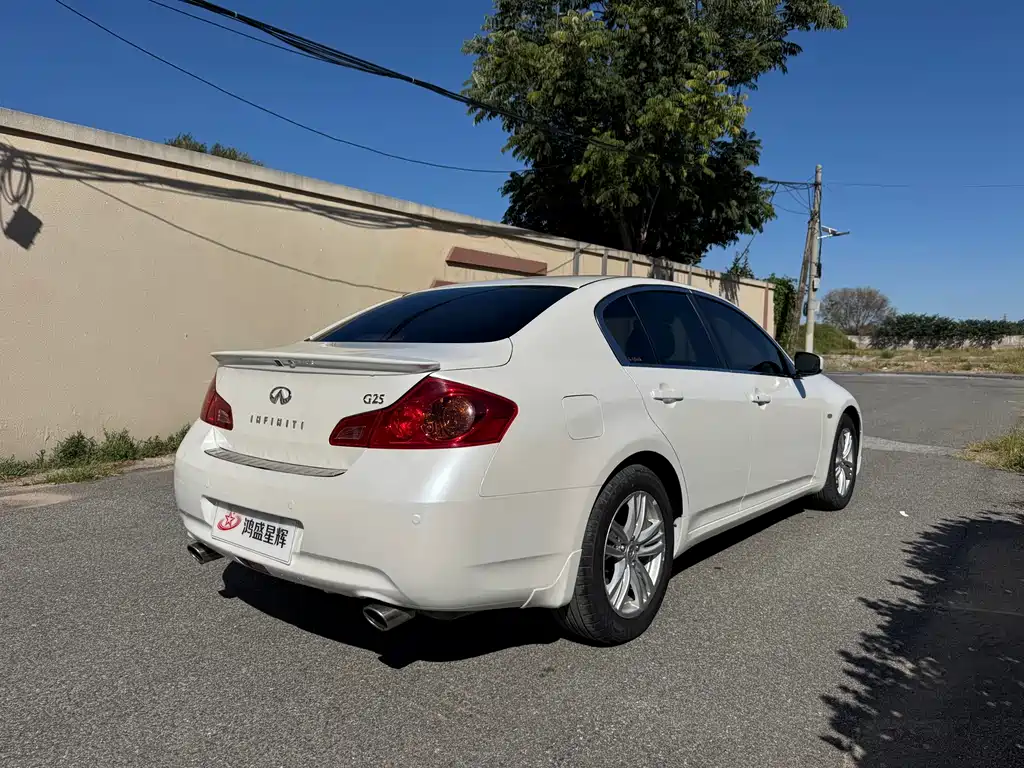 Infiniti G — миниатюра 4