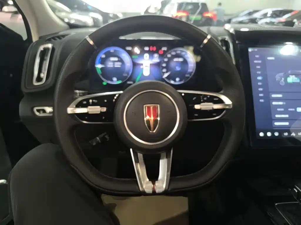 Hongqi Hongqi HS3 PHEV — миниатюра 11