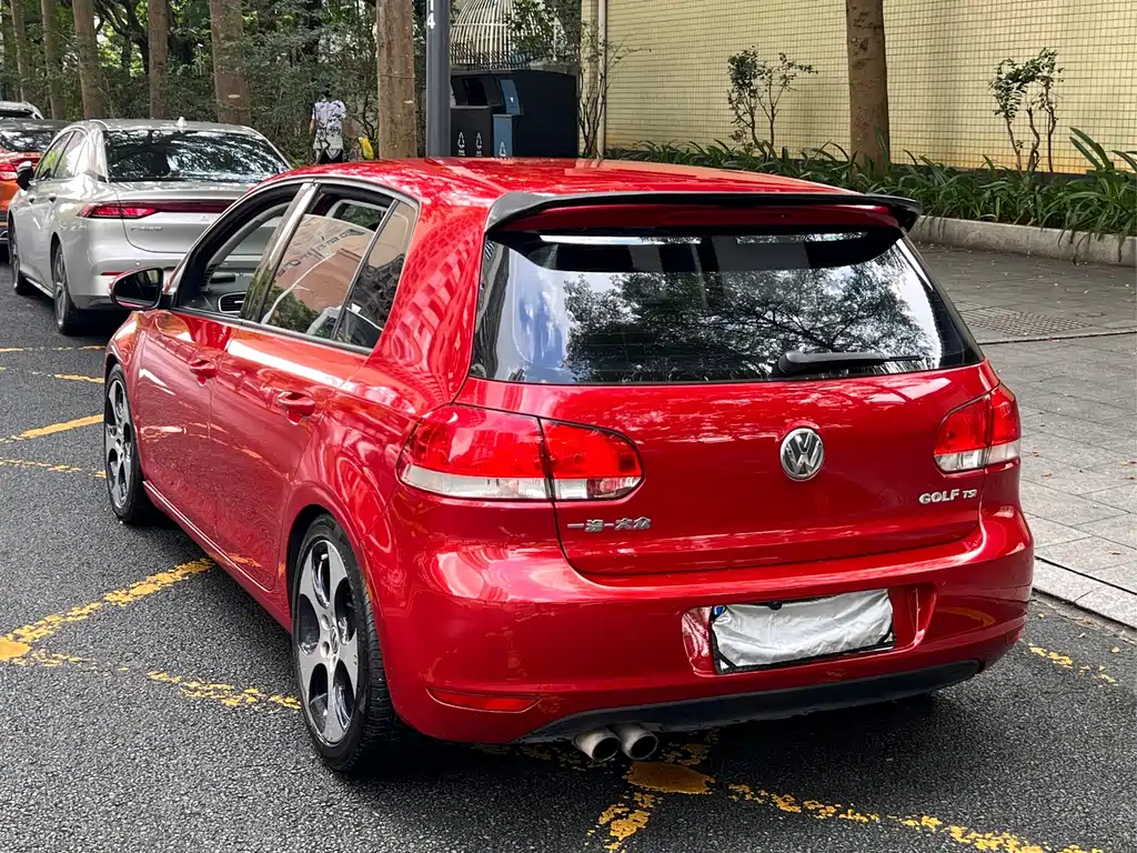 Volkswagen Golf — миниатюра 18