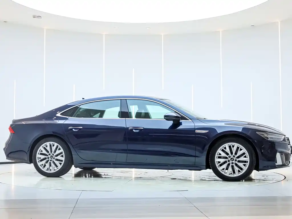 Audi A7L 2024 45TFSI S-line
