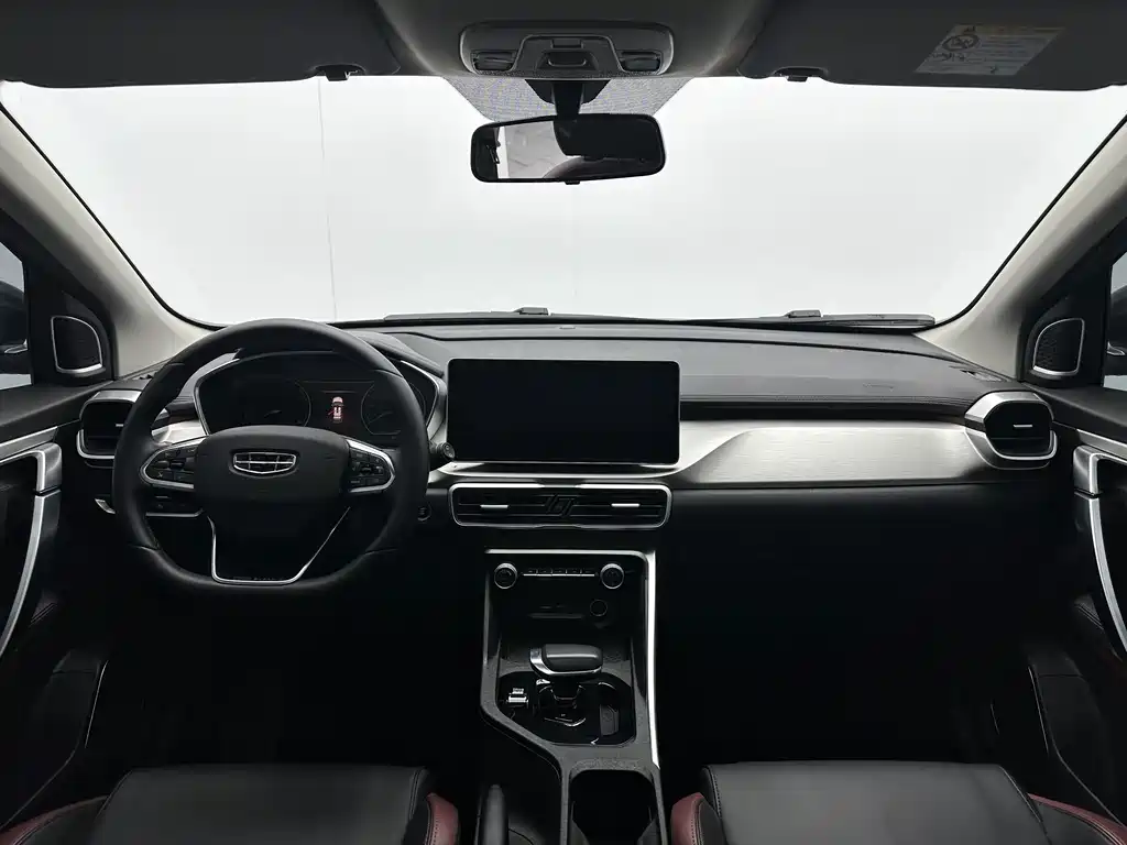 Geely Binyue — миниатюра 7