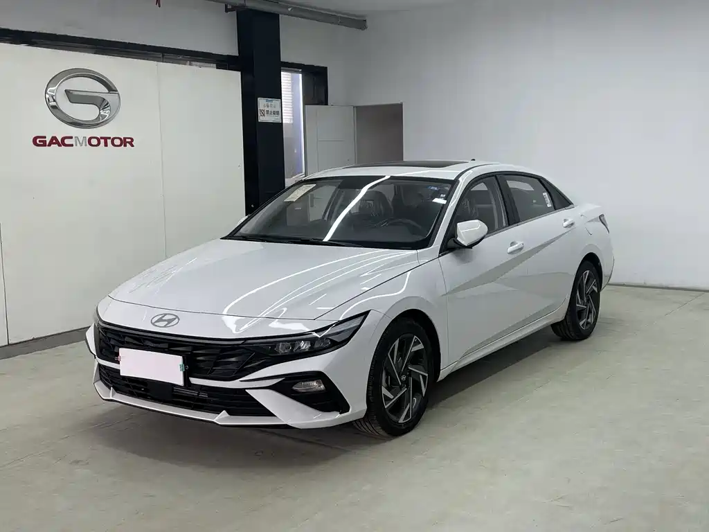 Hyundai Elantra — миниатюра 2