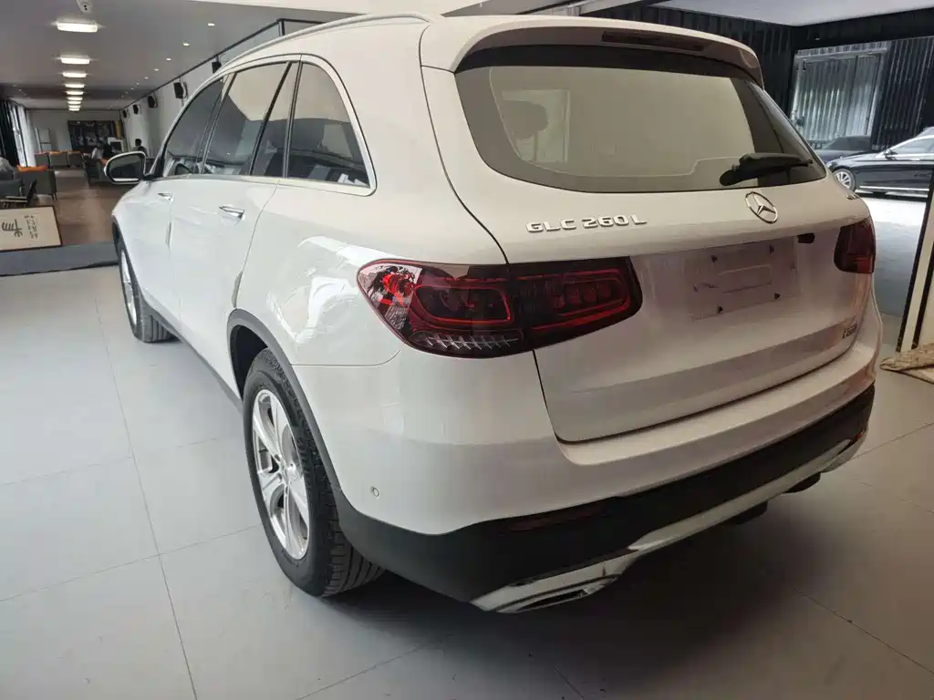 Mercedes-Benz GLC — миниатюра 9