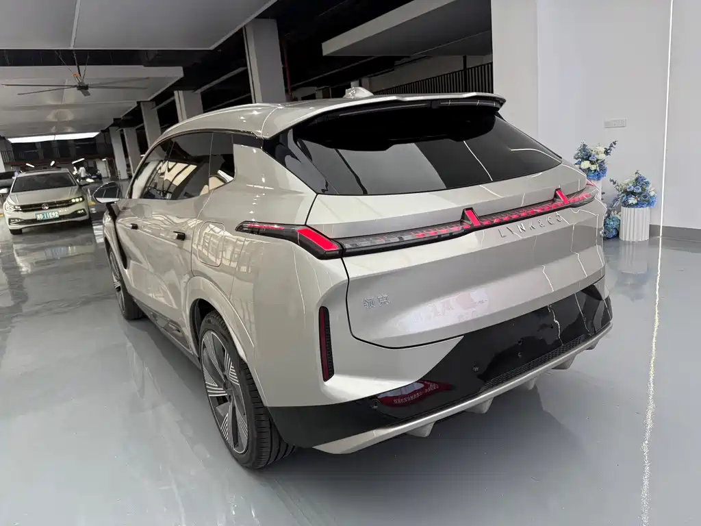 Lynk & Co 08 EM-P — миниатюра 15