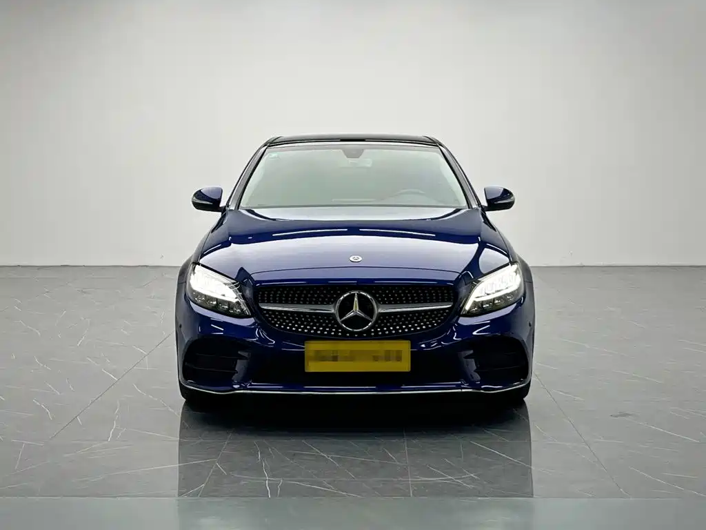 Mercedes-Benz C-Class — миниатюра 2