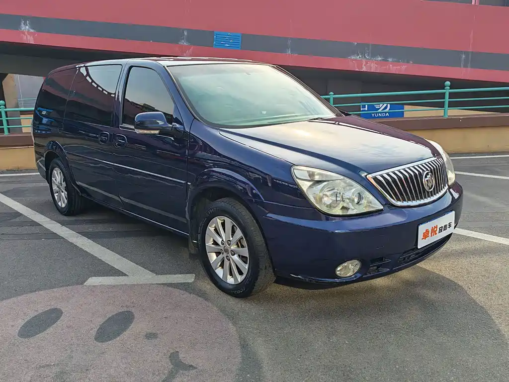 Buick GL8 — миниатюра 3