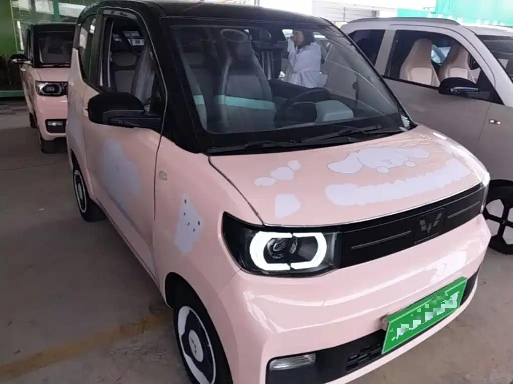 Wuling MINIEV — миниатюра 4