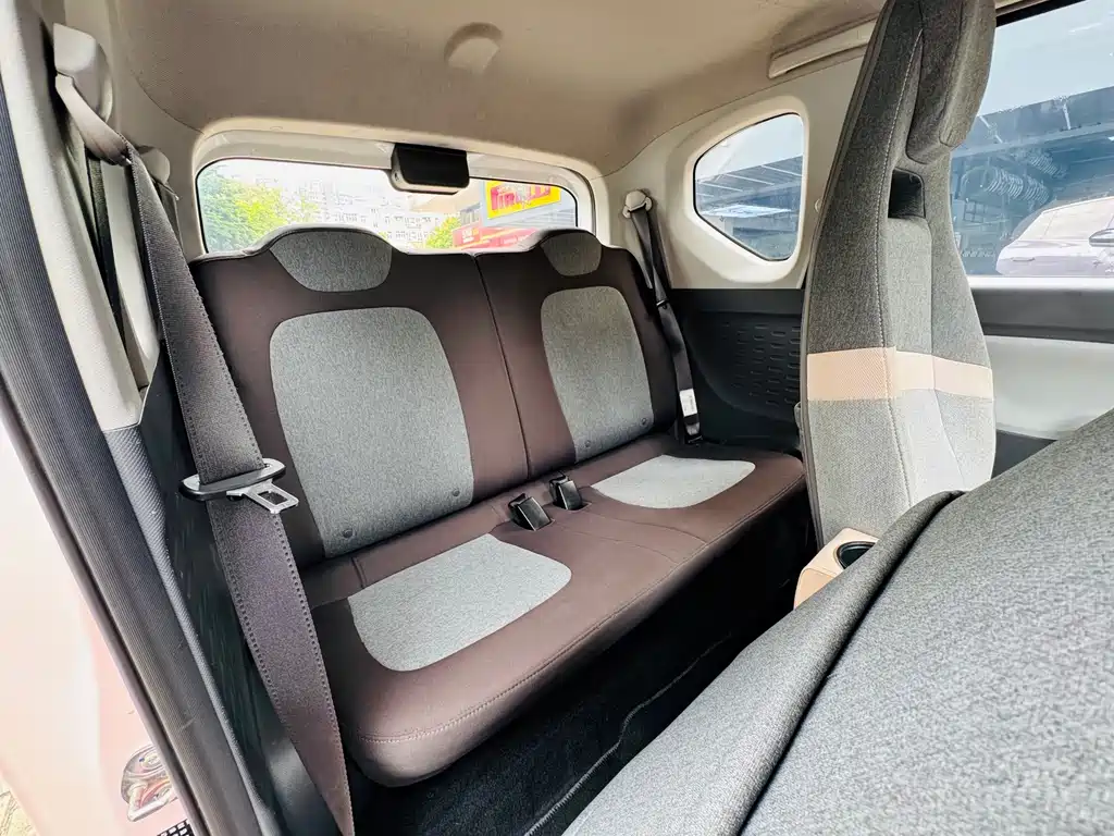 Wuling MINIEV — миниатюра 15