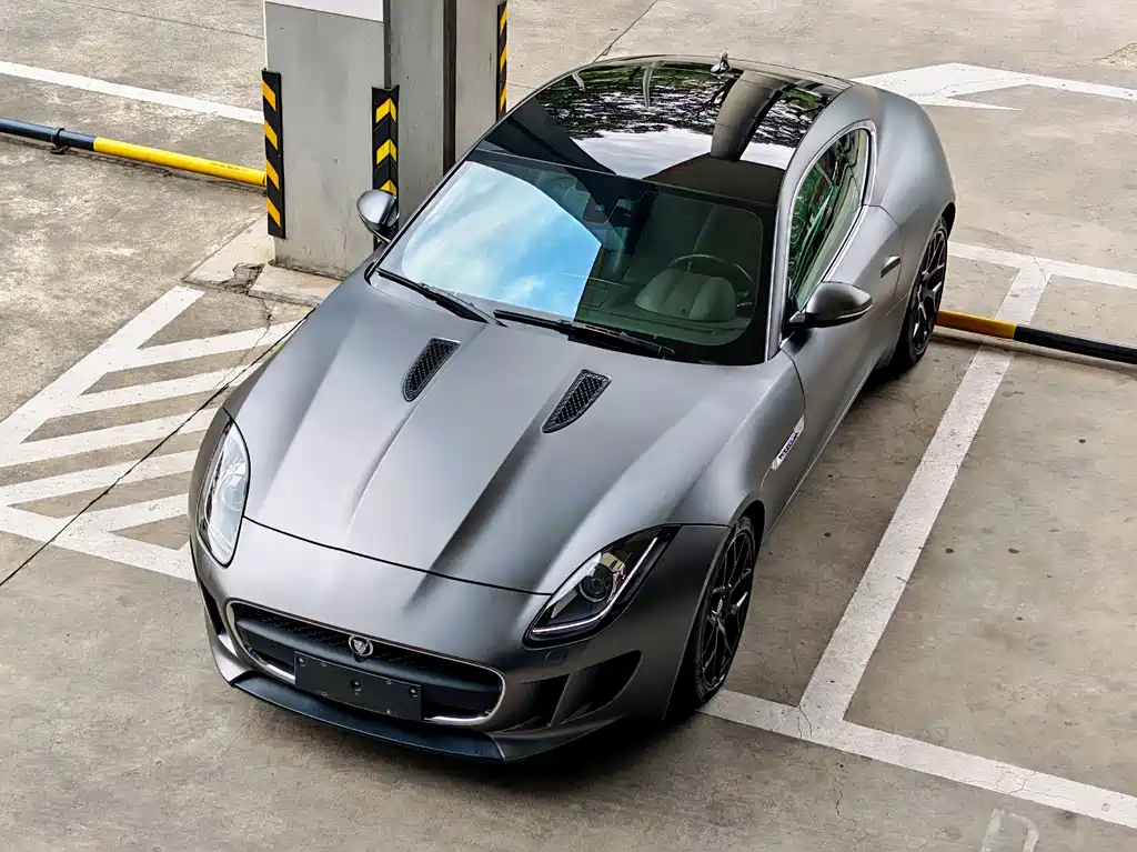 Купить Jaguar F-TYPE