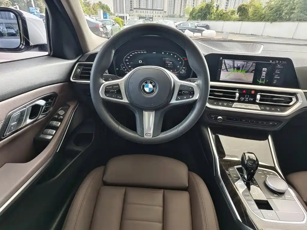 BMW 3 Series — миниатюра 14