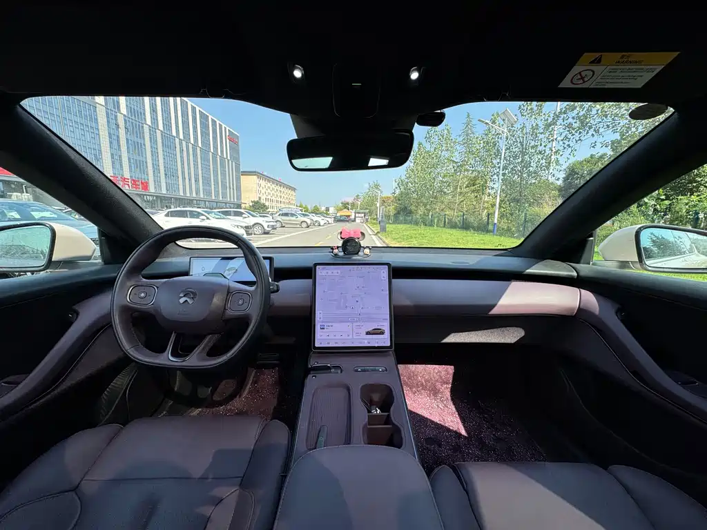 NIO ET5 — миниатюра 3