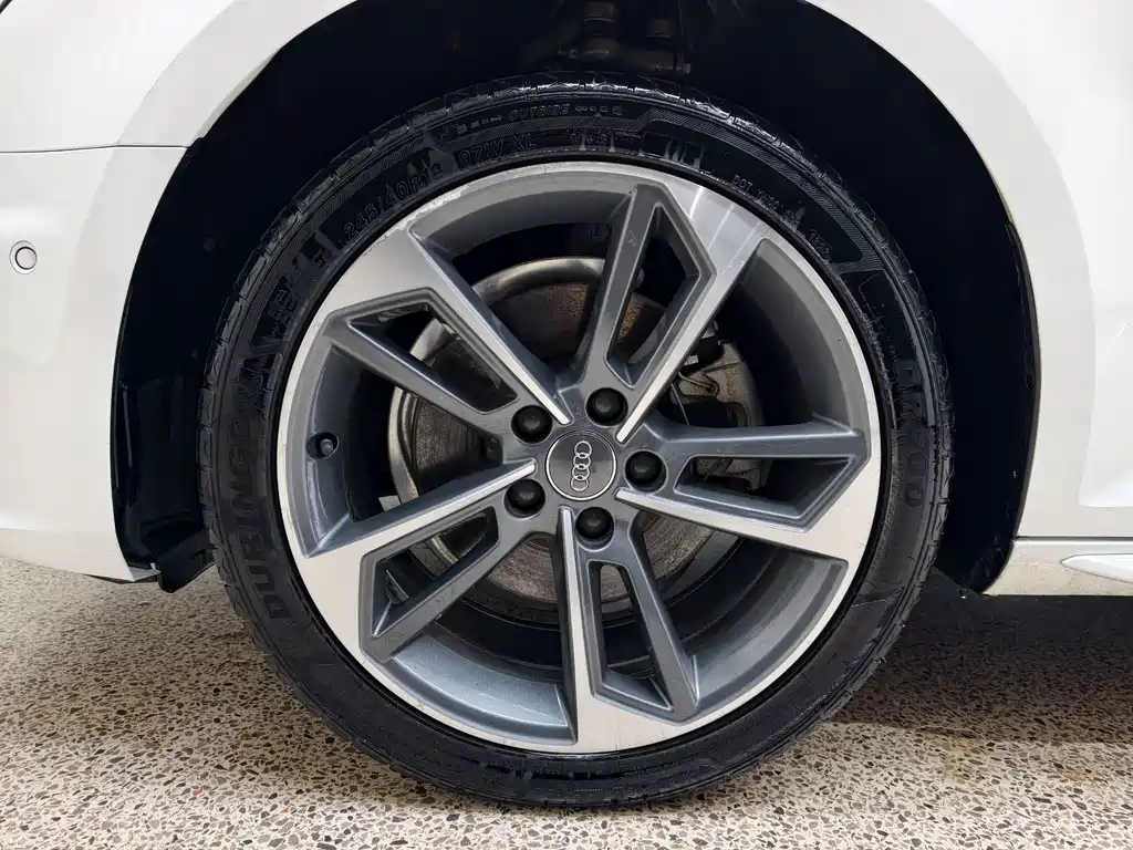 Audi A4L — миниатюра 31