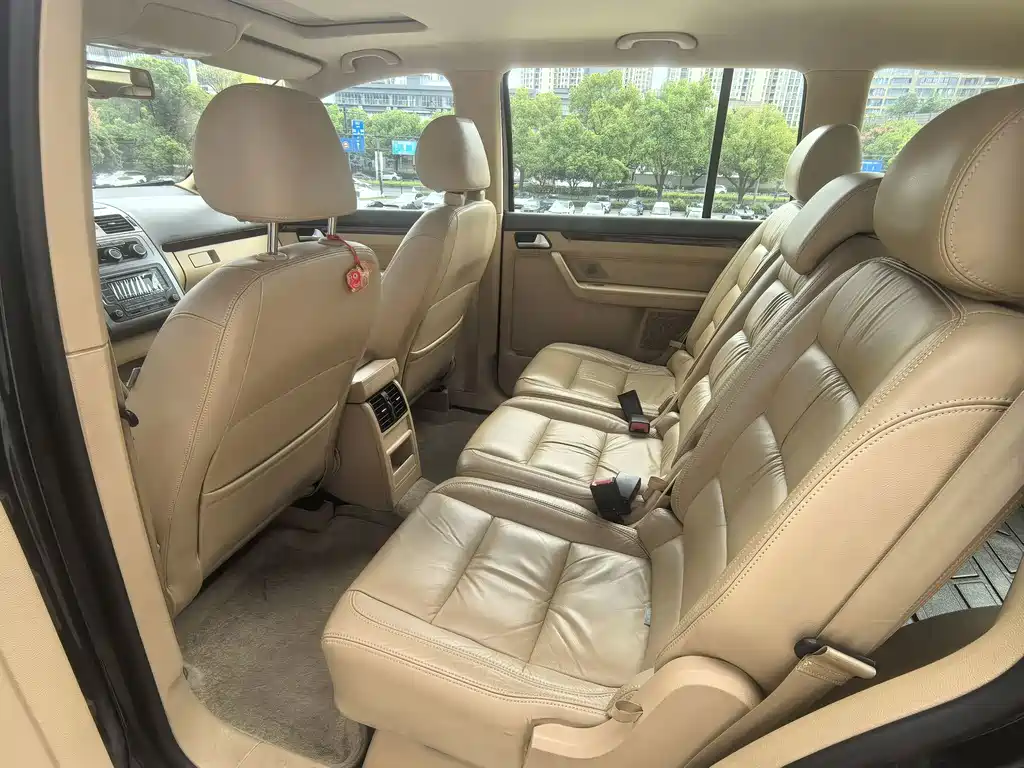 Volkswagen Touran — миниатюра 9