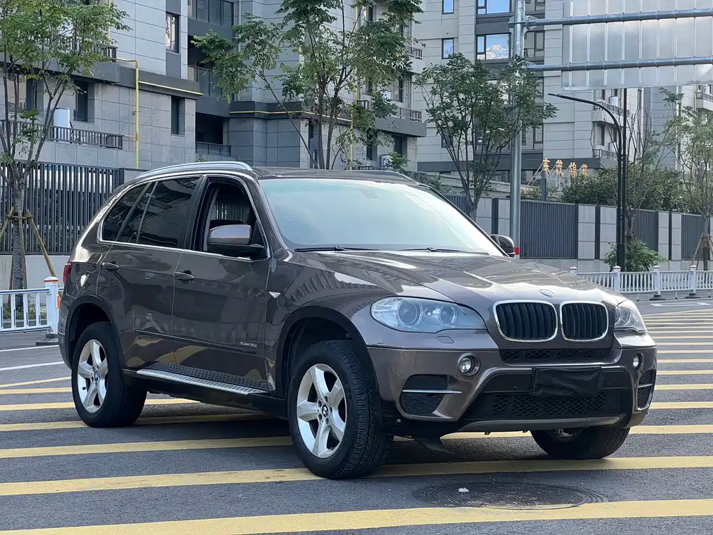 BMW X5 (Import) — миниатюра 3