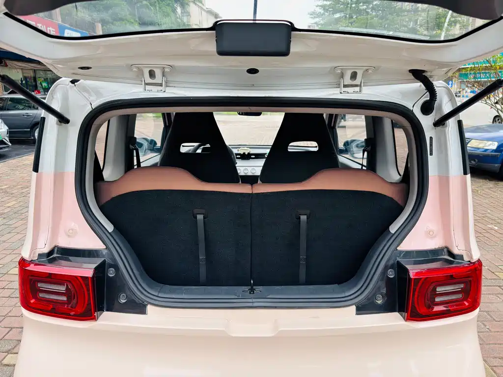 Wuling MINIEV — миниатюра 16