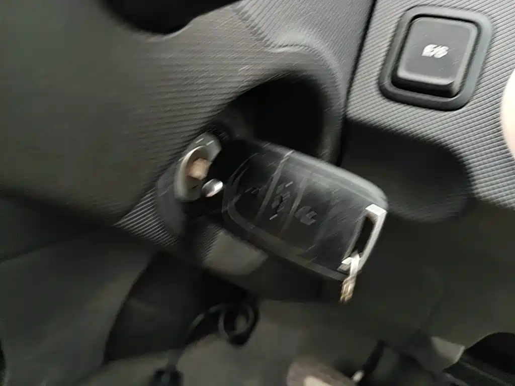 Wuling MINIEV — миниатюра 9
