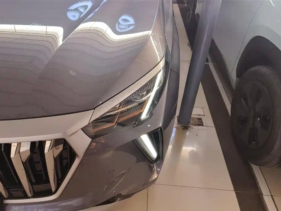 GAC TRUMPCHI GS4 PLUS