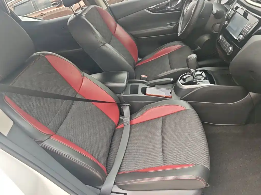 Nissan Qashqai — миниатюра 25