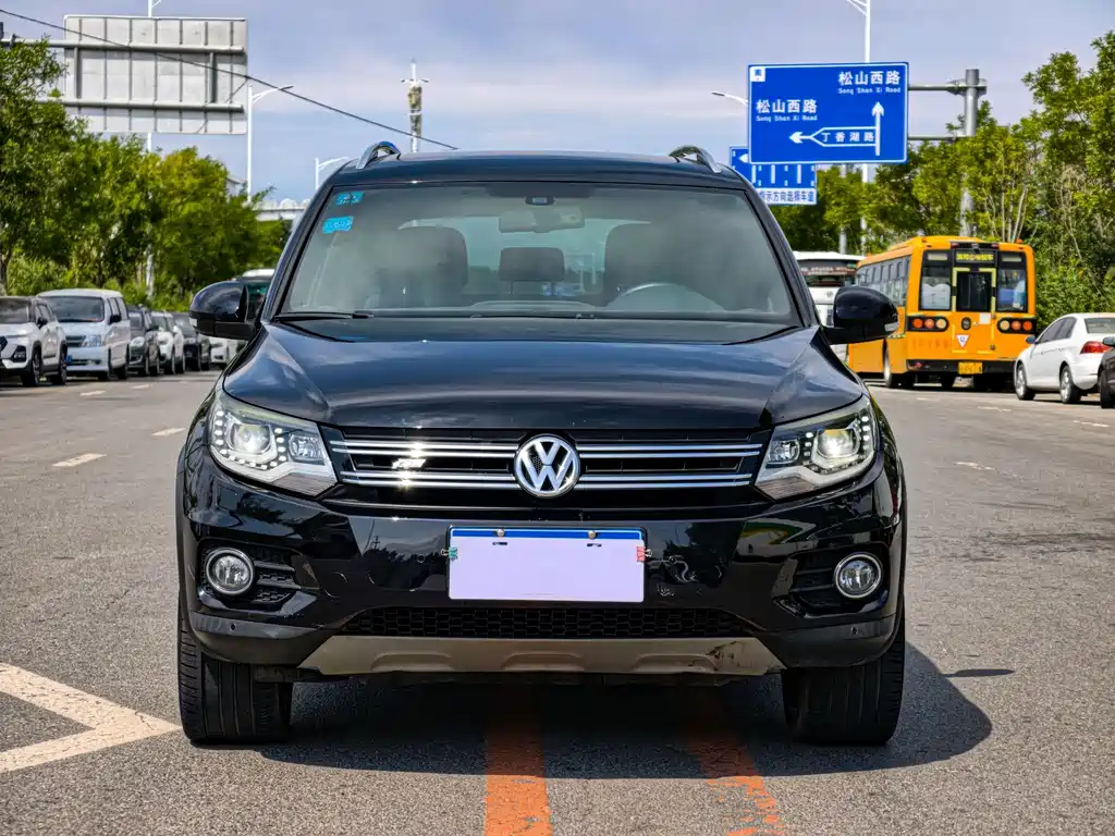 Volkswagen Tiguan — миниатюра 2