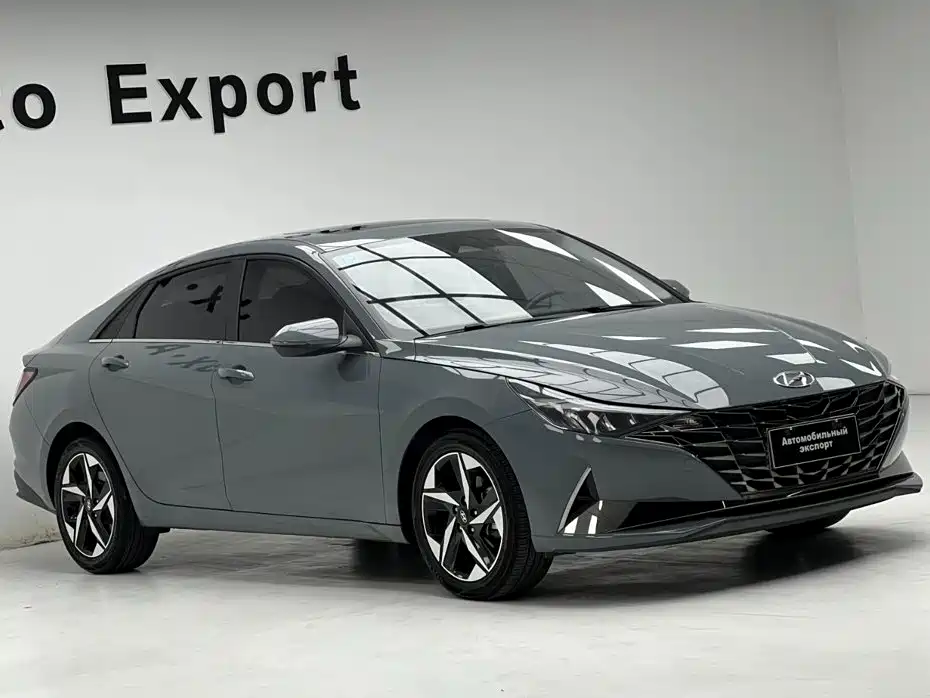 Hyundai Elantra — миниатюра 3
