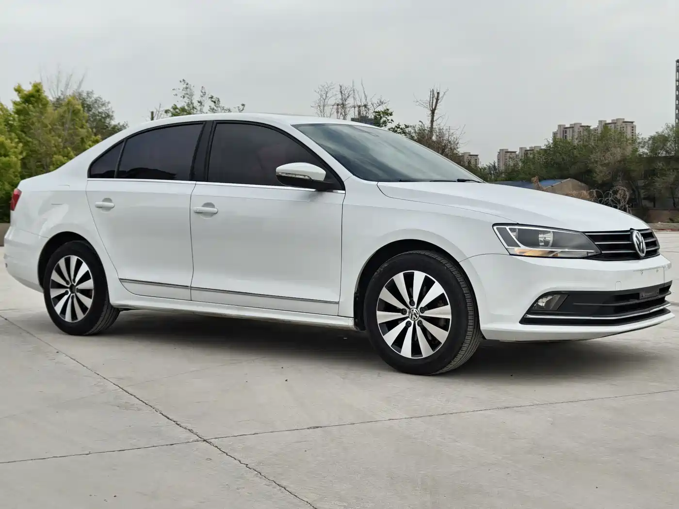 Volkswagen Sagitar