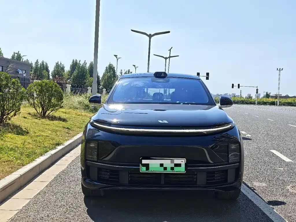 Li Auto Li L7 — миниатюра 2