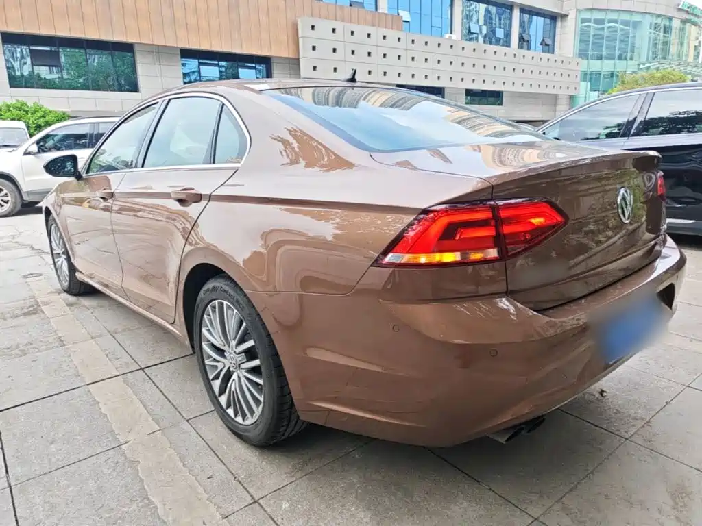 Volkswagen Lamando — миниатюра 5