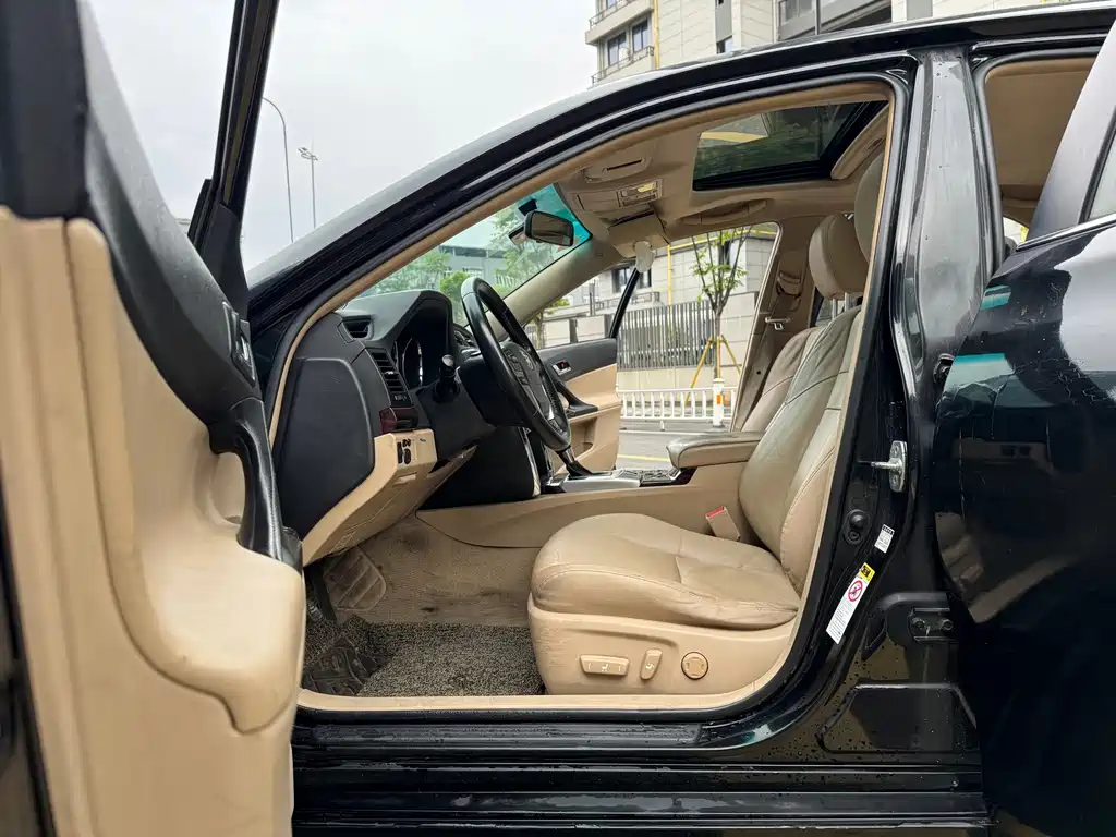 Toyota Reiz — миниатюра 10