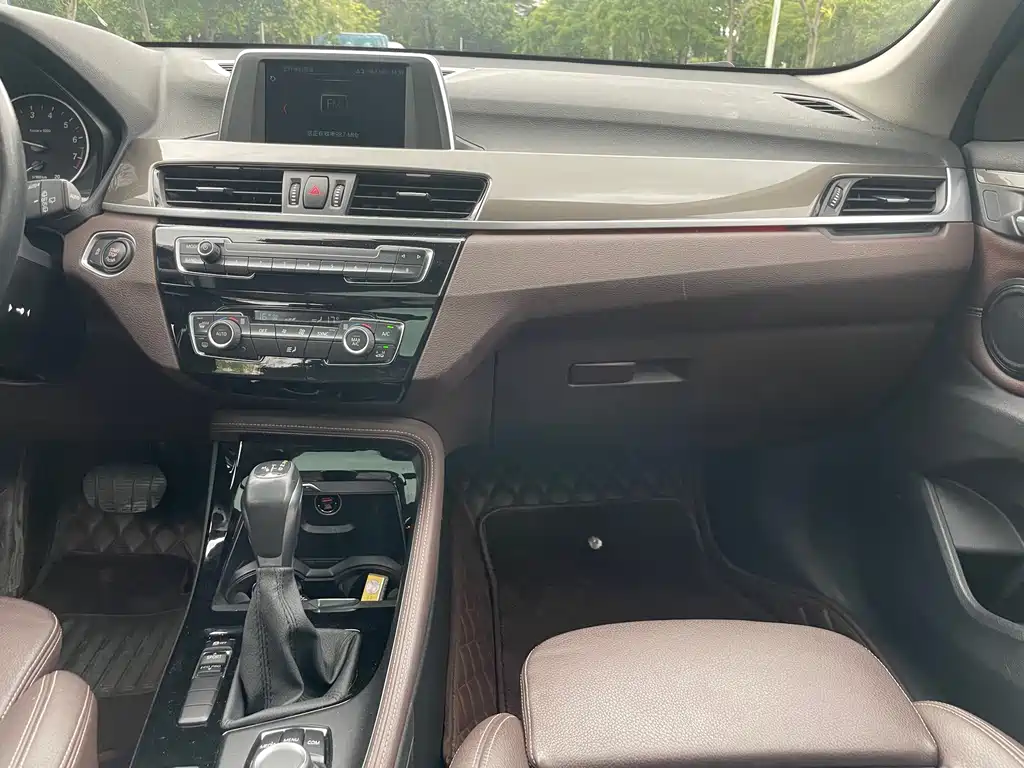 BMW X1 — миниатюра 17