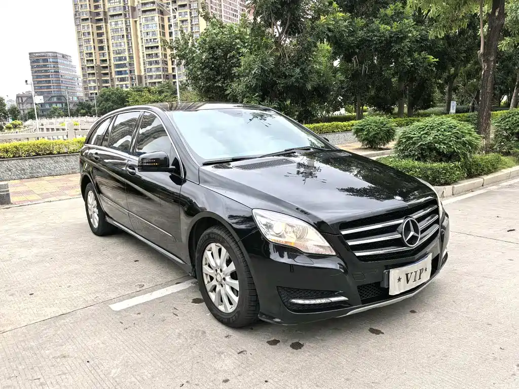 Mercedes-Benz R 2011 R 300 L