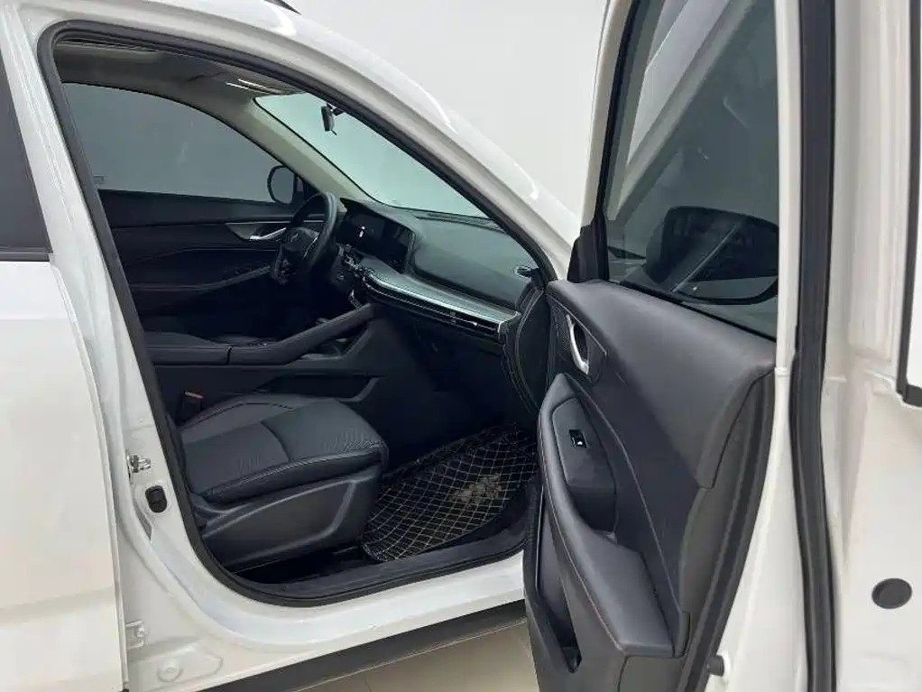 Changan CS35PLUS — миниатюра 11
