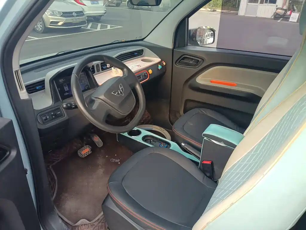 Wuling MINIEV — миниатюра 3