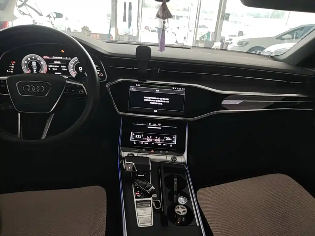 Audi A6L — миниатюра 14