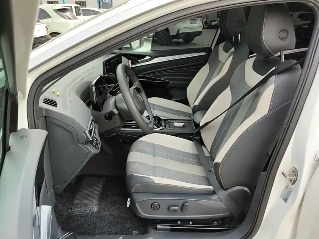 Volkswagen ID.4 Crozz — миниатюра 15