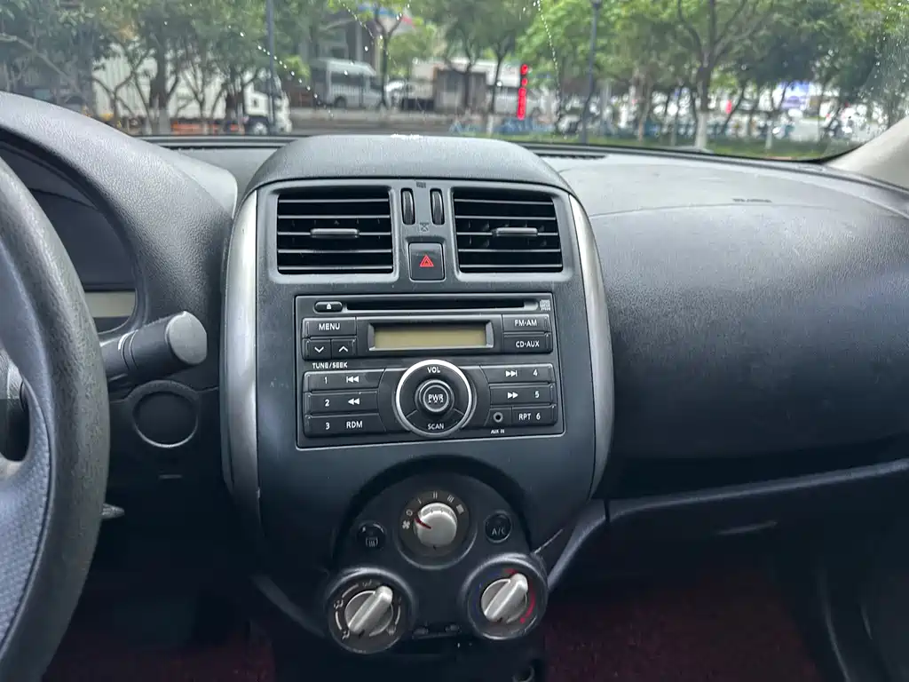 Nissan Sunny 1.5XE CVT Comfort Edition, фото 11