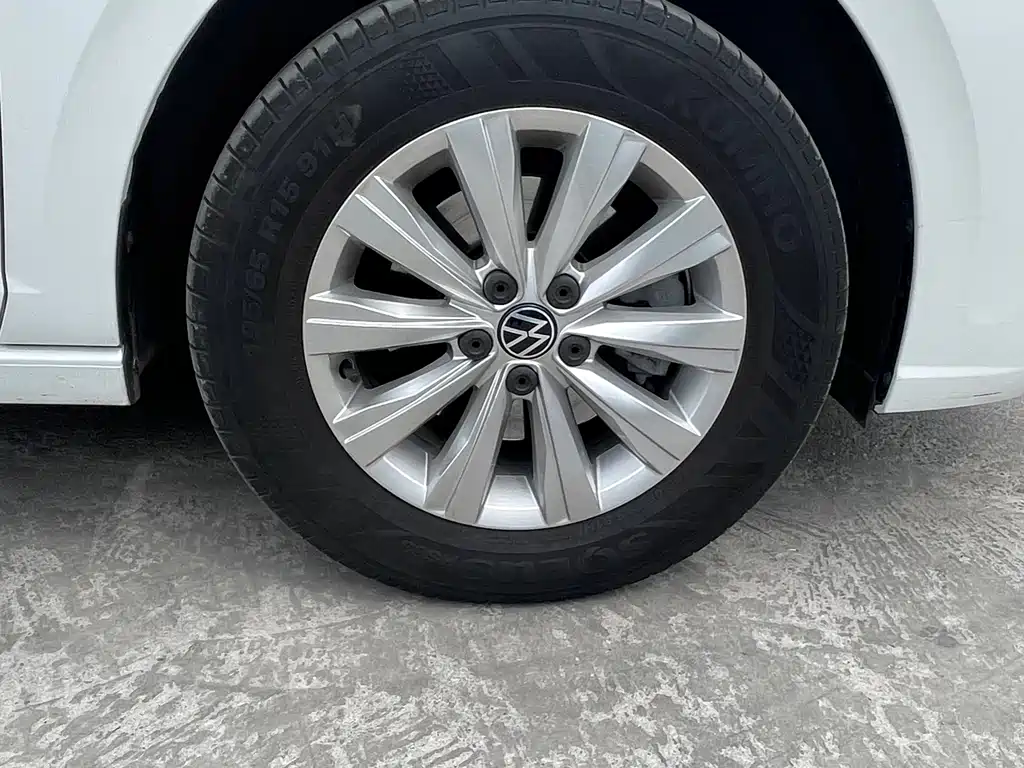 Volkswagen Lavida — миниатюра 20
