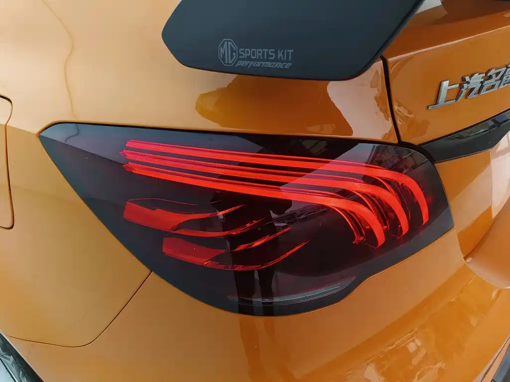 MG MG6 — миниатюра 14