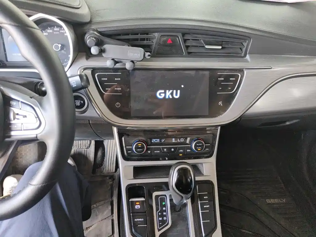 Geely Emgrand GS — миниатюра 6