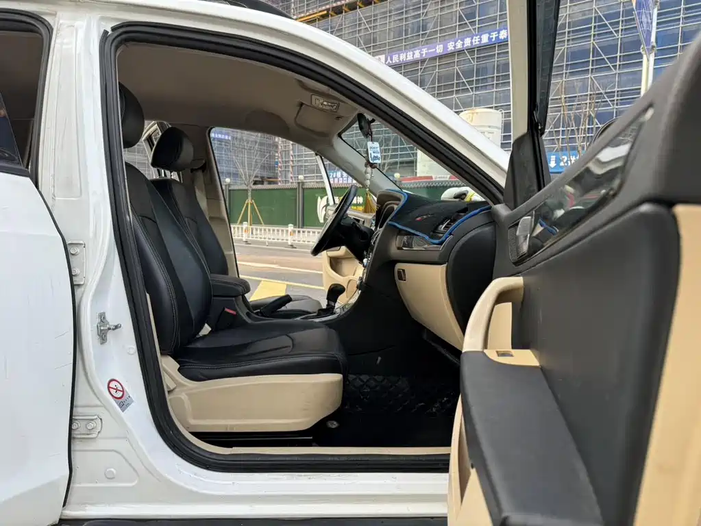 Zhonghua V5 — миниатюра 12