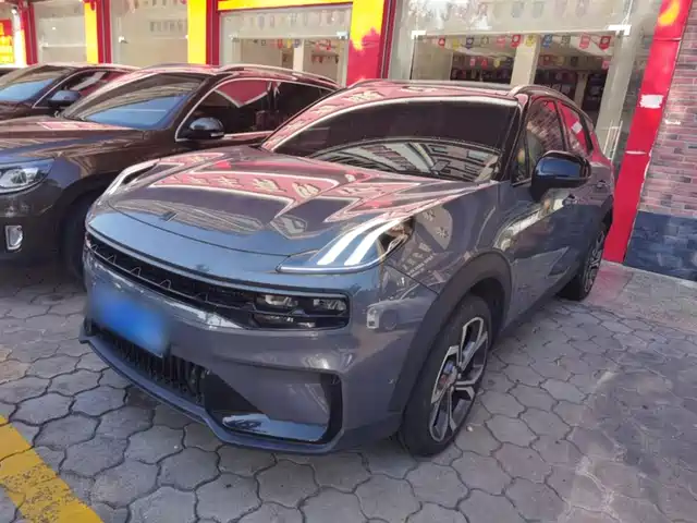 2023 Lynk & Co 06