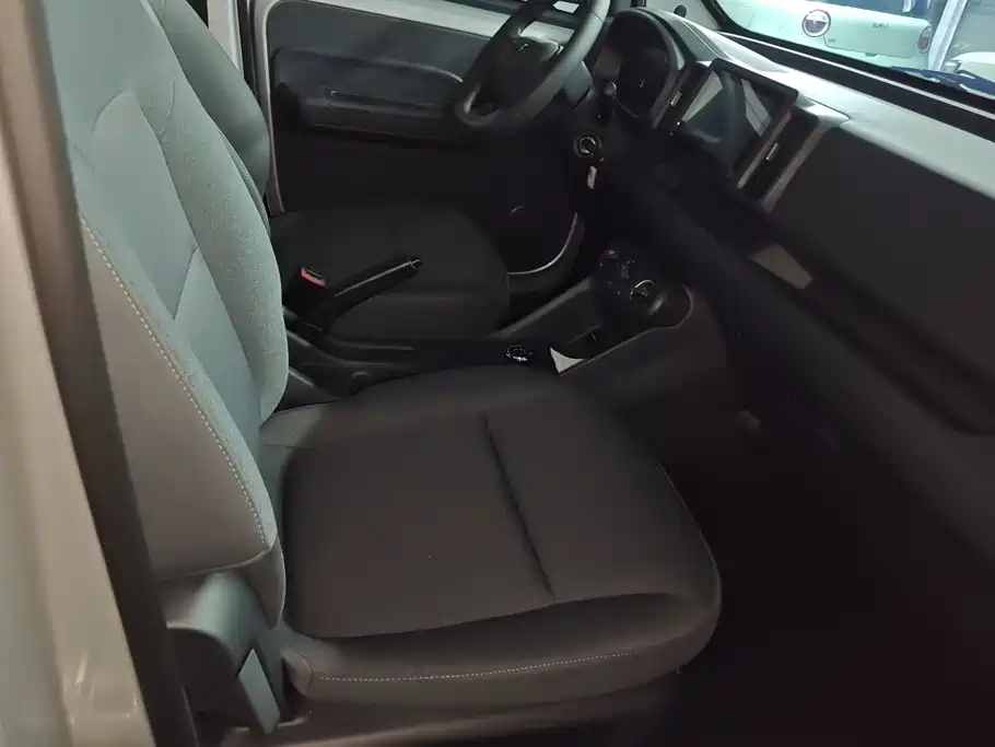 Wuling Rongguang EV — миниатюра 8