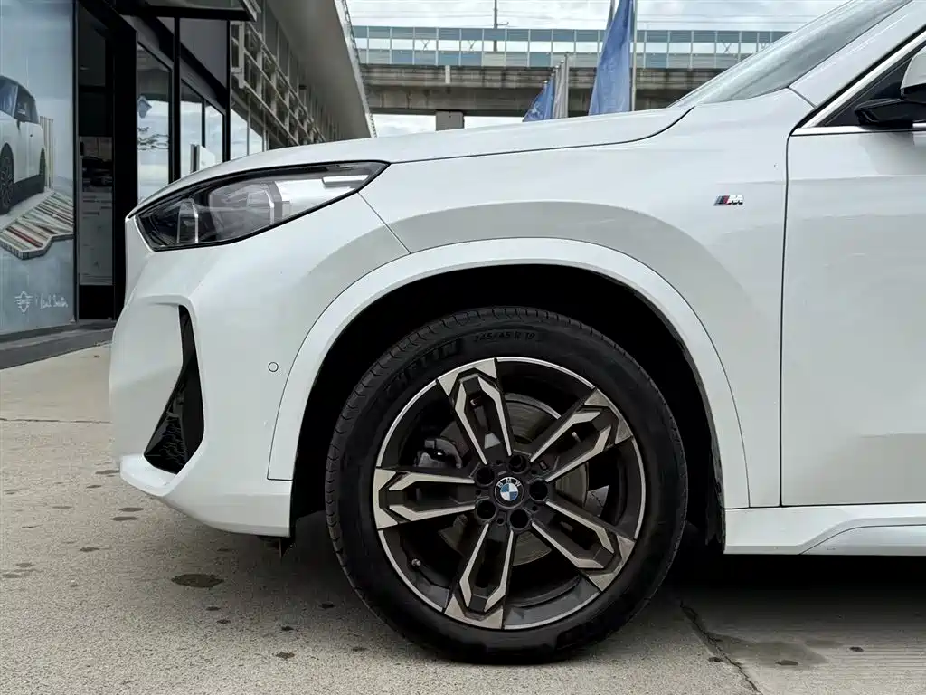 BMW X1 2023 sDrive25Li M Sport