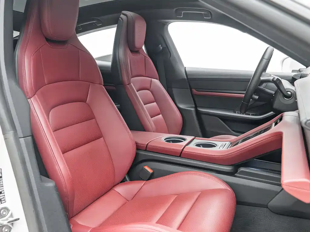 Porsche Taycan — миниатюра 19